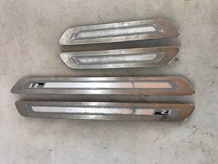 Накладка на порог 7P6853174JJW7 Volkswagen Touareg