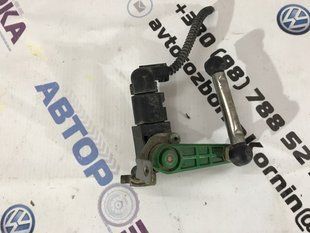 Датчик положення кузова 7P0616213 Volkswagen Touareg