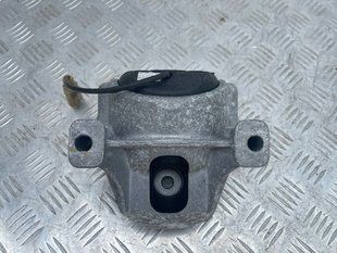 Опора / Подушка двигателя 8R0199381B Audi A6