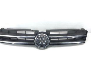 Решітка радіатора 7P6853651AZLL Volkswagen Touareg