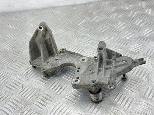 Кронштейн ТНВД 059130147P Audi Q7 Audi Q7