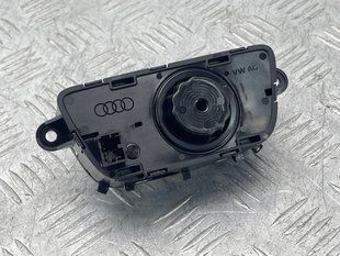 Перемикач світла фар Audi Q7