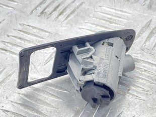 Личинка замка 31349905 Volvo XC60