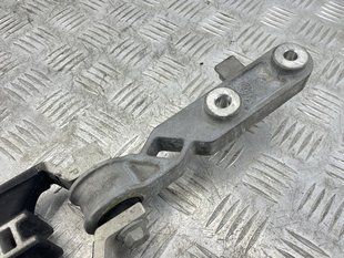 Кронштейн опори двигуна 31359890 Volvo XC90