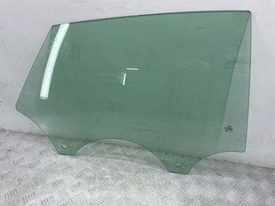 Стекло двери 4G8845206A Audi A7