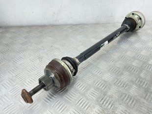 Полуось 8R0501203C Audi A8
