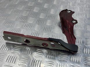 Петля капота 4G8823301E Audi A7