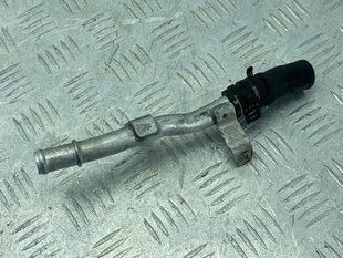 Трубопровод системы охлаждения 059121512H Volkswagen Touareg