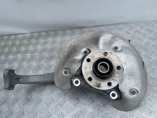 Поворотный кулак / Цапфа 4G0407242D Audi A6