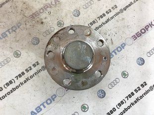 Ступица 5QM501611 Volkswagen Jetta