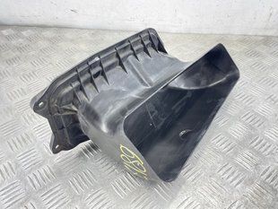 Повітрозабірник 4G1819904A Audi A6