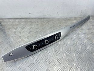 Декоративна накладка на торпедо 8W1853190CUS4 Audi A4 Allroad