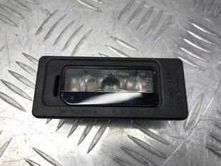 Підставка номерного знака 3AF943021A Volkswagen Touareg
