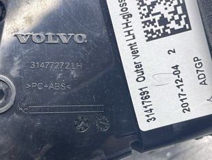 Дефлектор 31417691 Volvo XC60