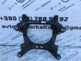 Підрамник передній 7P0400025 Volkswagen Touareg