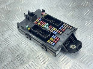 Блок запобіжників 31346672 Volvo XC90