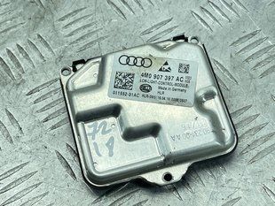 Блок керування фари Audi Q7
