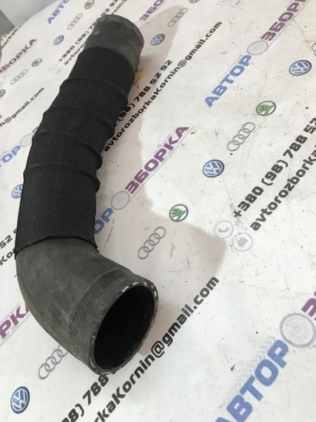 Патрубок інтеркулера DS736C646BD Ford Fusion