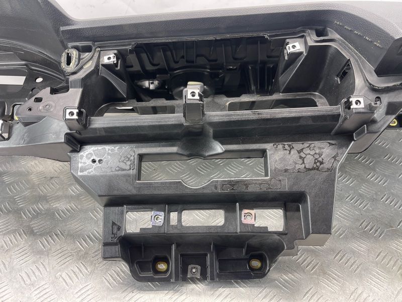 Торпедо з подушкою безпеки 80B857033 Audi Q5