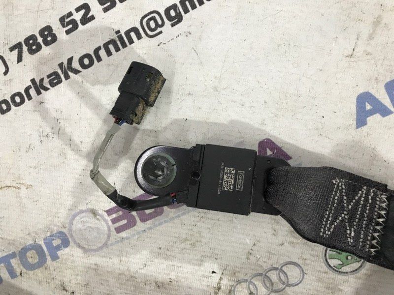 Ремень безопасности 8A53610D66BA Ford Flex