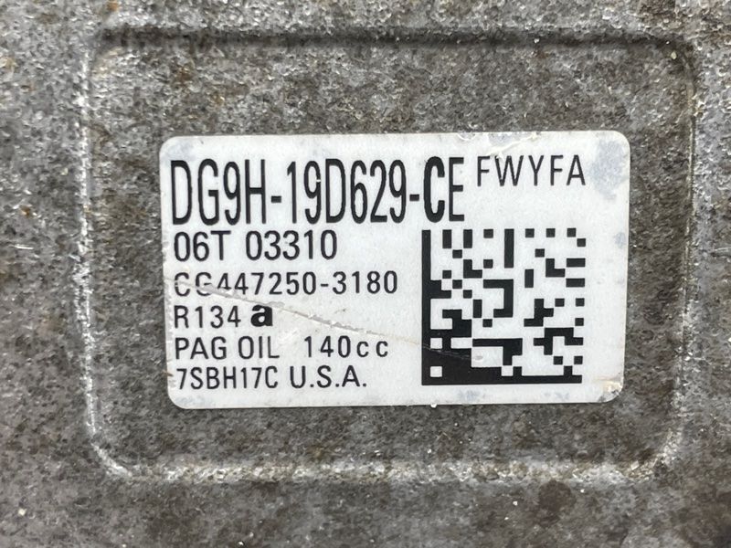 Компрессор кондиционера DG9H19D629CE Ford Edge