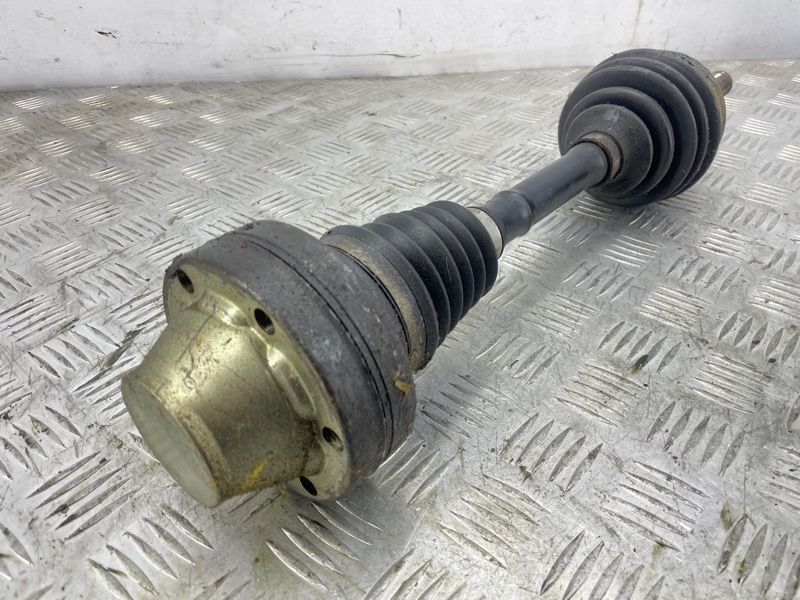 Полуось 7L0407271E Audi Q7