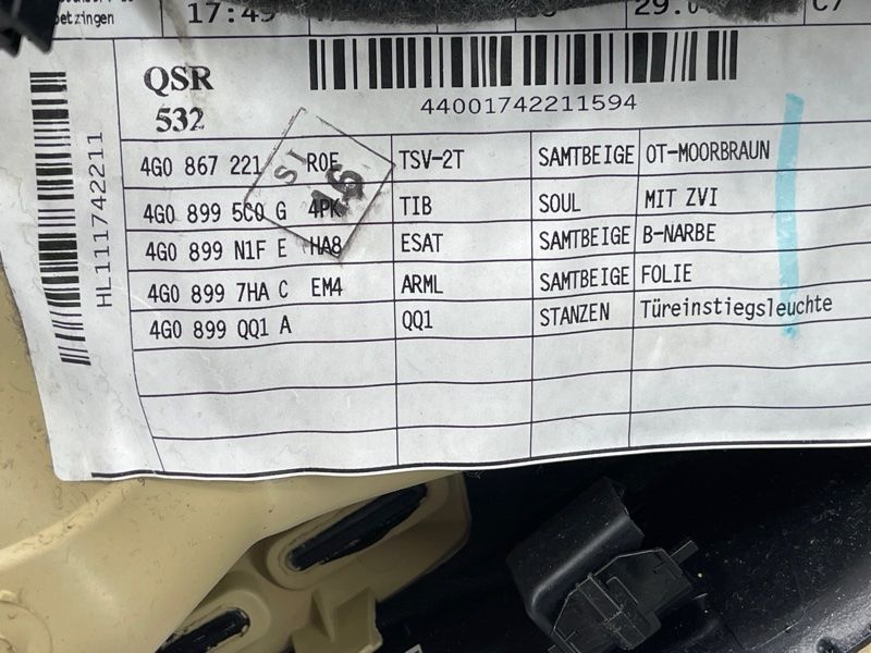 Карта / Обшивка двери Audi A6