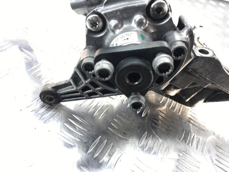 Насос гидроусилителя руля 7P6422154A Volkswagen Touareg