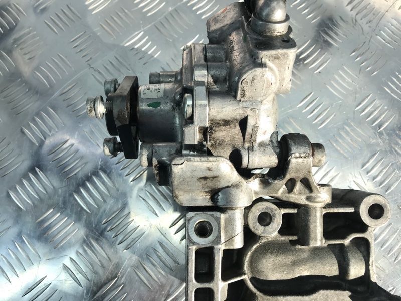 Насос гидроусилителя руля 7P6422154A Volkswagen Touareg