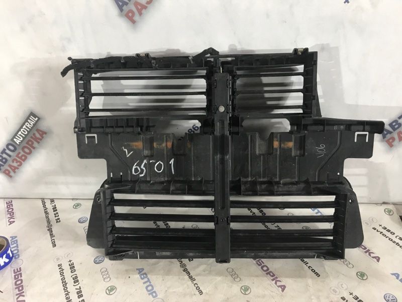 Рамка жалюзів радіатора HS738475 Ford Fusion