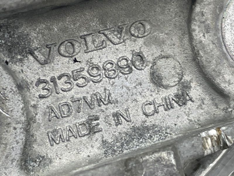 Кронштейн опори двигуна 31359890 Volvo XC90