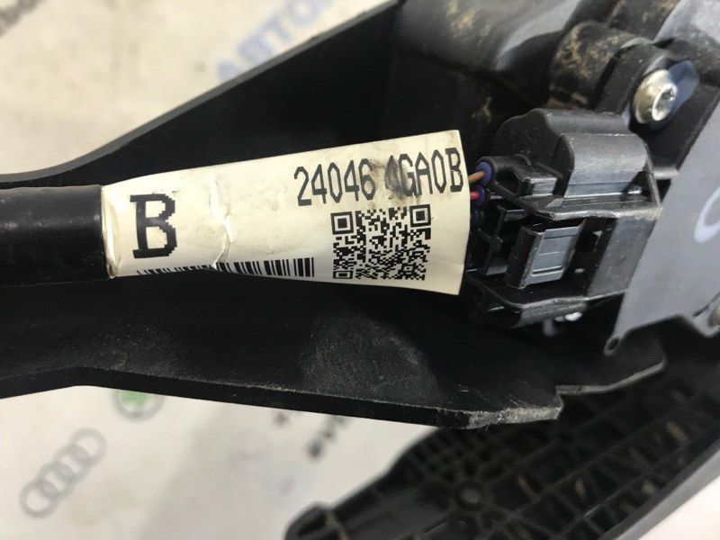 Педаль газа 180021NC0A Infiniti Q50
