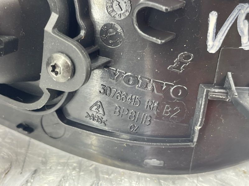 Накладка Volvo XC60