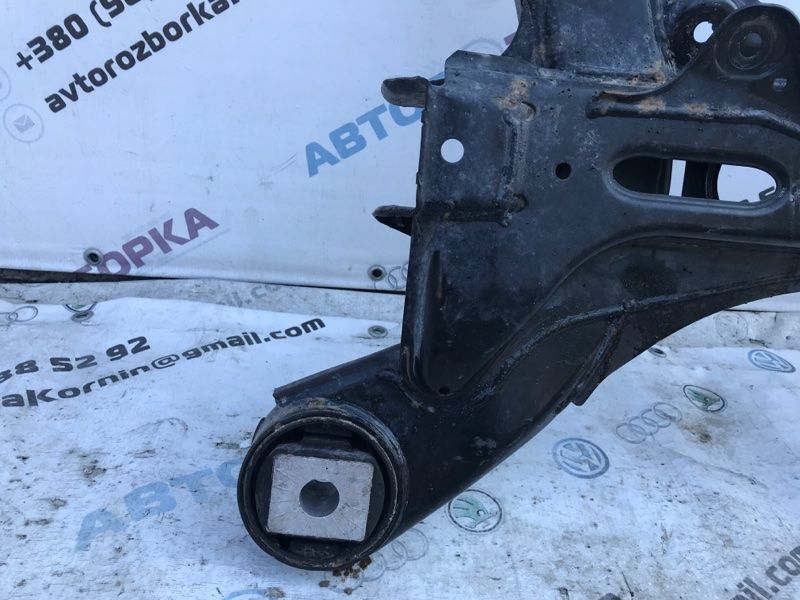 Підрамник передній 7P0400025 Volkswagen Touareg