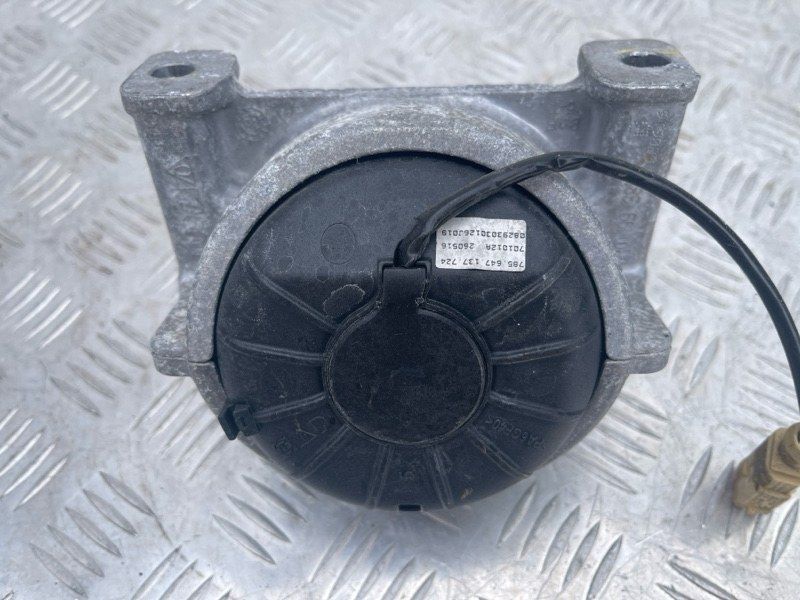 Опора / подушка двигуна 8R0199381B Audi A6