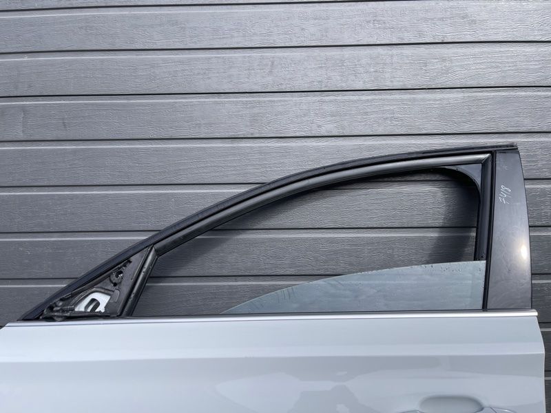 Дверь Audi A8