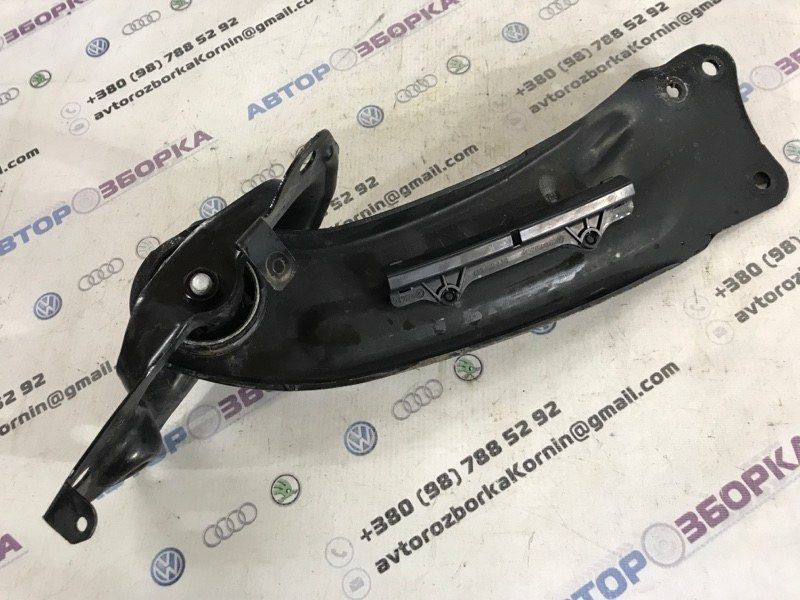 Важіль задньої підвіски поздовжній 3C0505226B Volkswagen Tiguan