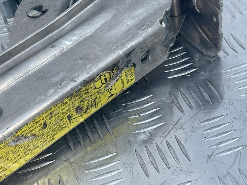 Домкрат 8L0011031A Audi A6