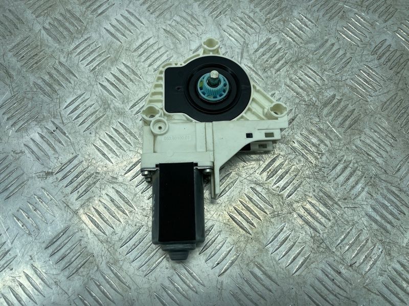 Мотор склопідйомника 8K0959802A Audi A4 Allroad