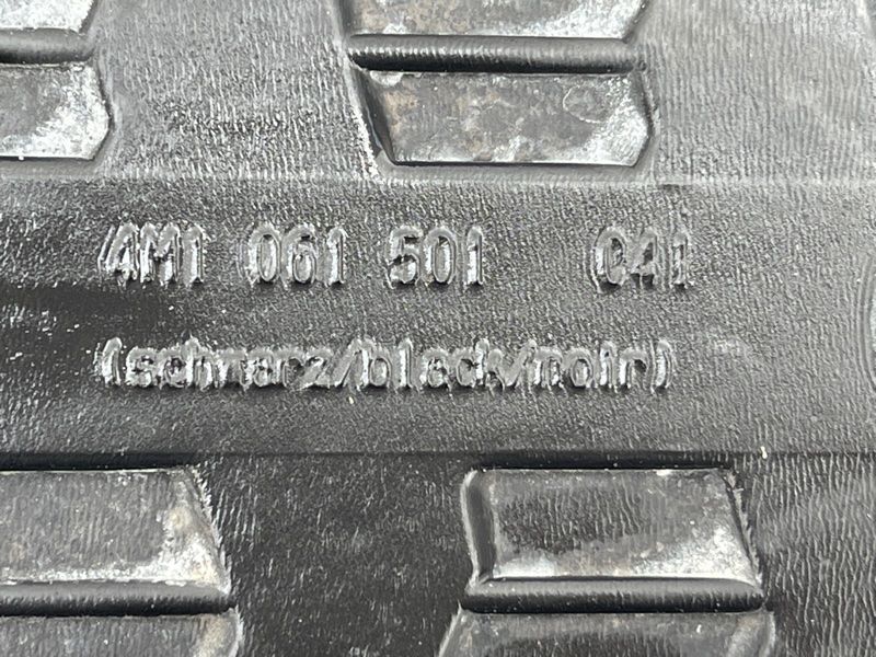 Килимок салону Audi Q7
