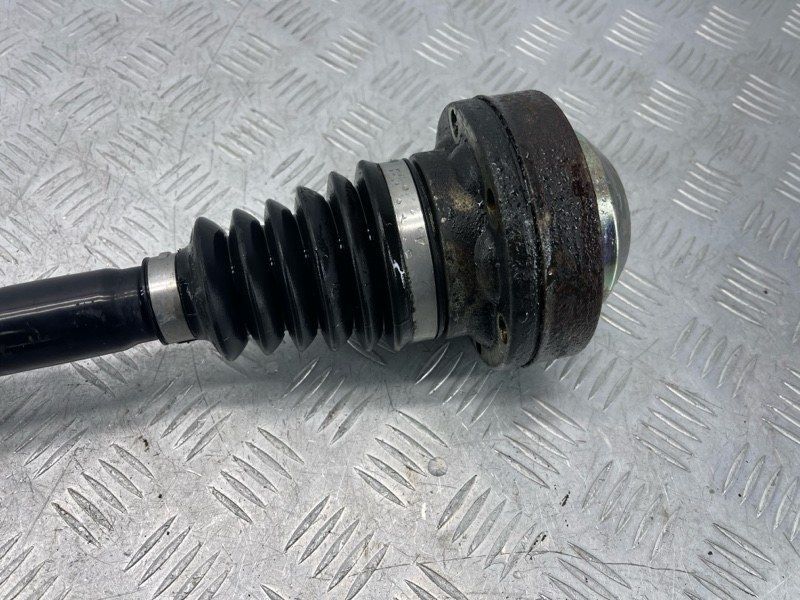 Піввісь 4F0501203B Audi A6