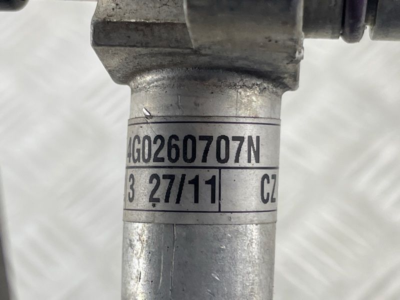Шланг кондиціонера 4G0260707N Audi A6