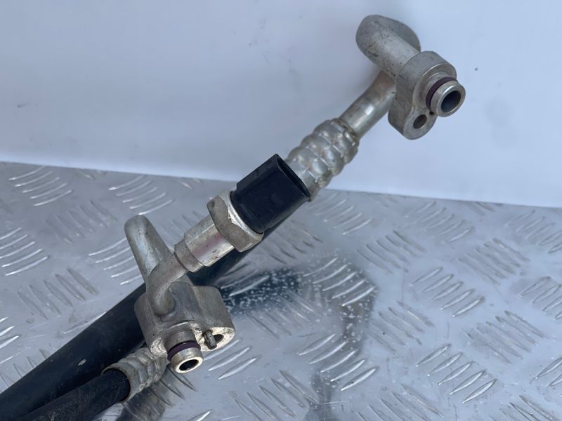 Трубка кондиціонера 7P1820741AP Volkswagen Touareg
