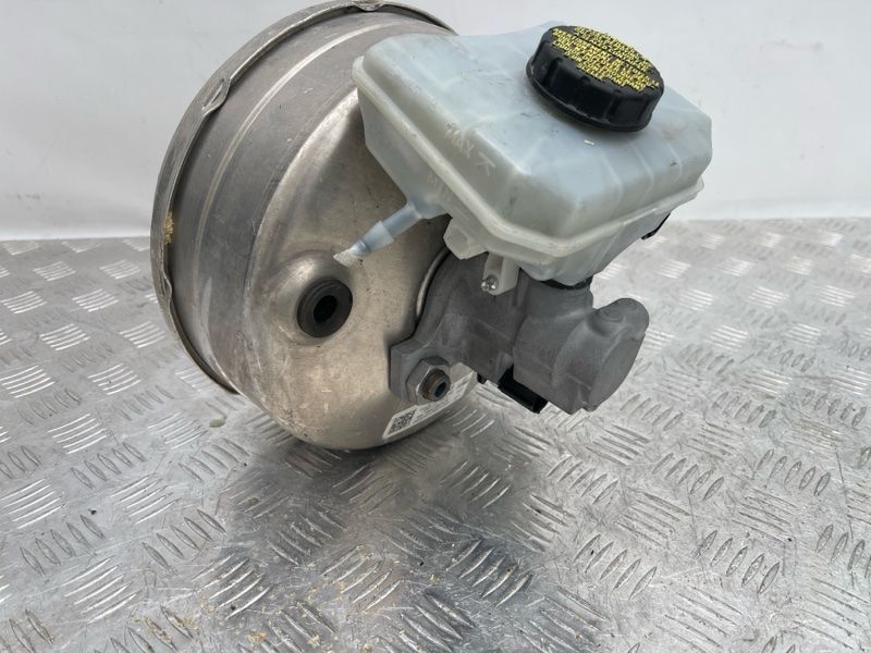 Вакуумний підсилювач гальм 4M0612103A Audi Q7