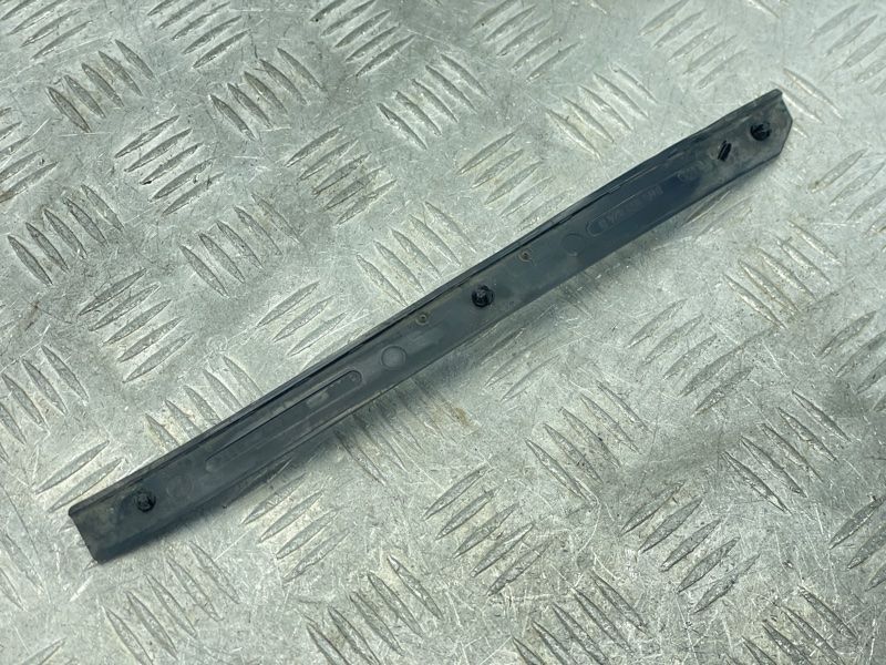 Заглушка 8W0853824B Audi A4 Allroad