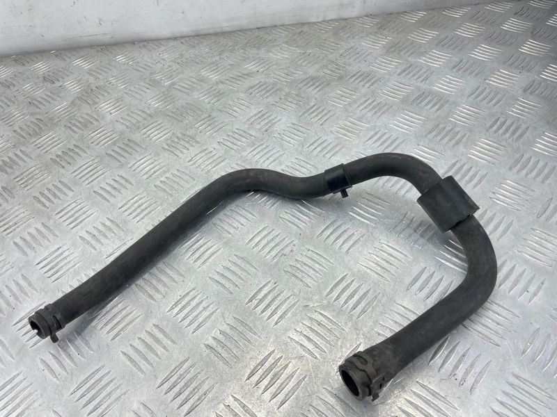 Шланг системи охолодження 4M0145919R Audi Q7
