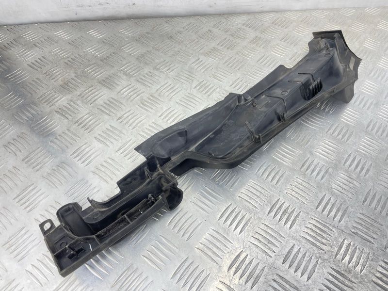 Накладка крыла 8W0821169C Audi A4