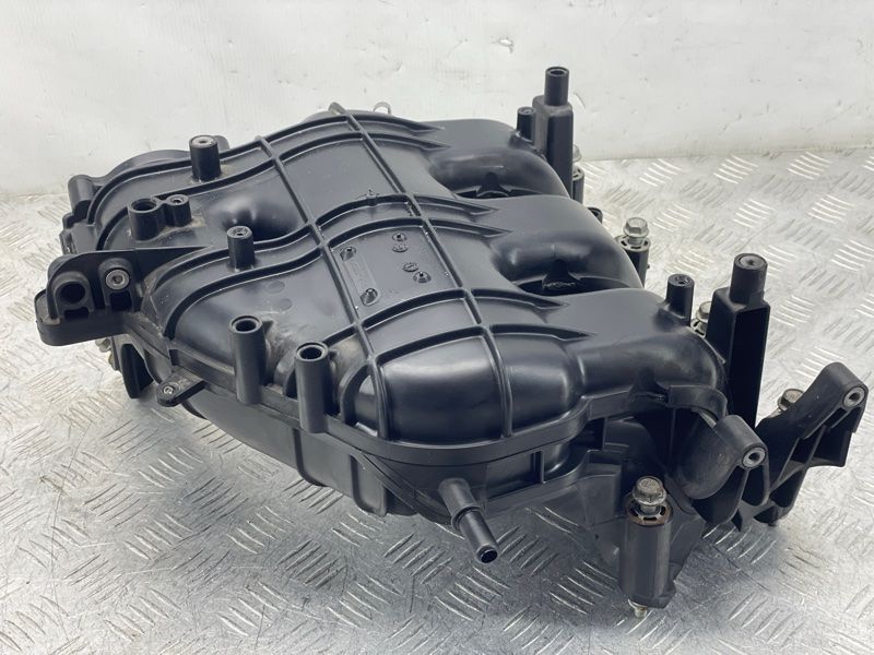 Колектор впускний 12675740 Chevrolet Colorado