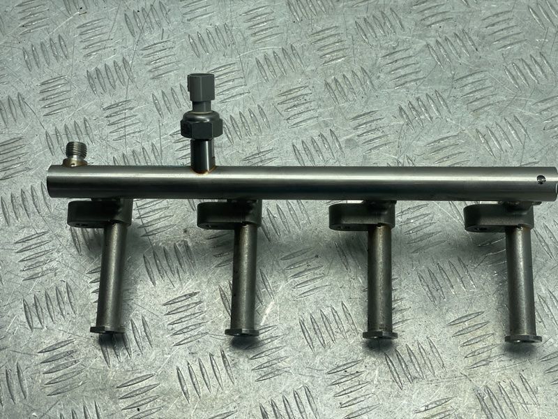 Топливная рампа 31303496 Volvo XC90 Volvo S60, Volvo V60, Volvo XC40, Volvo XC60, Volvo XC90