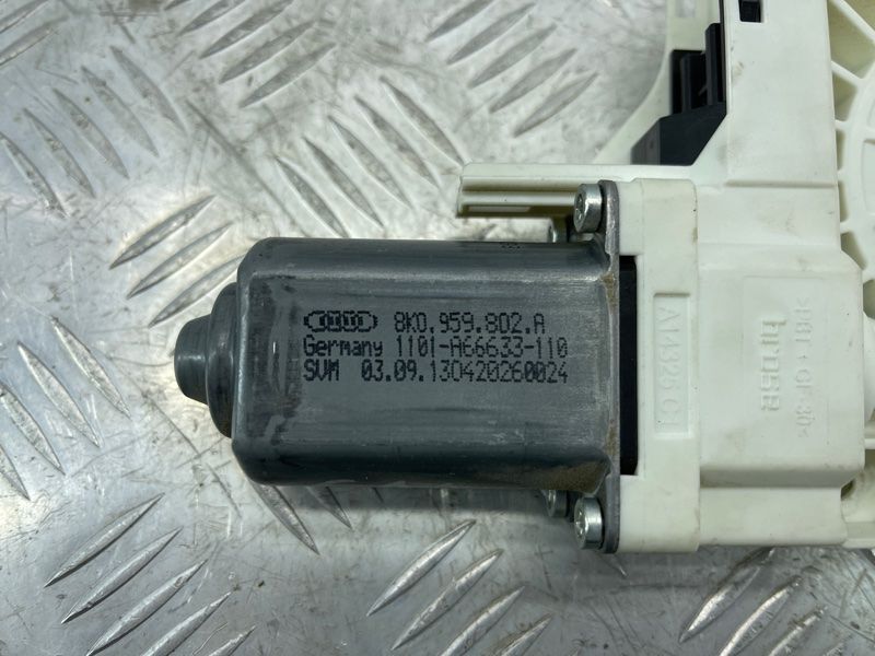 Мотор склопідйомника 8K0959802A Audi A4 Allroad